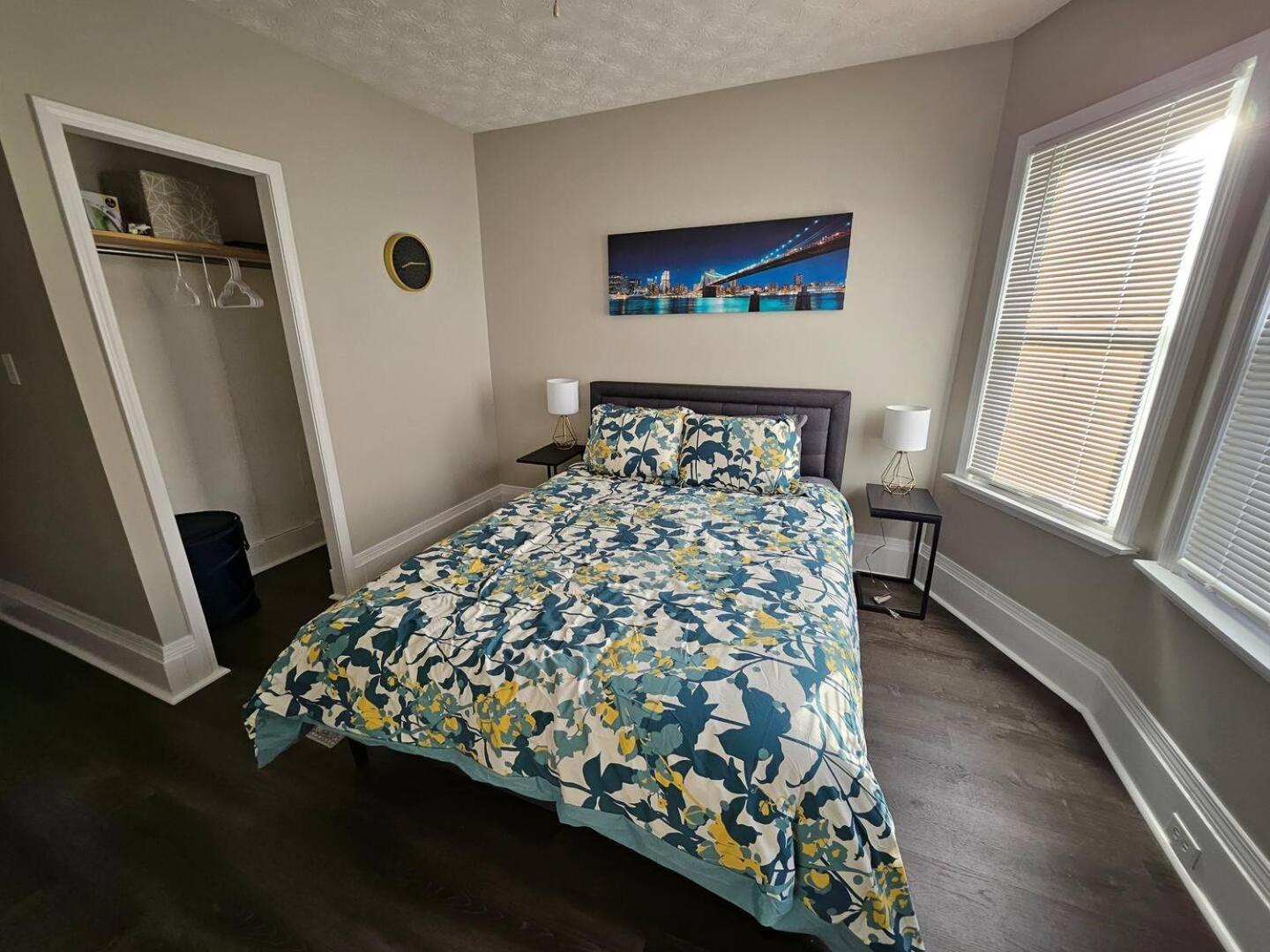 Elegant 4 Bedroom @Cleveland Clinic Area Екстериор снимка